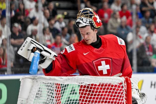 PRAGUE, CZECH REPUBLIC - MAY 25: goalkeeper Leonardo Genoni of Switzerland during the 2024 IIHF Ice hockey, Eishockey World Championship, WM, Weltmeisterschaft Czechia Semifinal match between Canada and Switzerland at Prague Arena on May 25, 2024 in Prague, Czech Republic. Prague Prague Arena Czech Republic Copyright: xJustPictures.ch AndreaxBrancax jp-en-EuSpIm-AB_25052024_AAB_4726