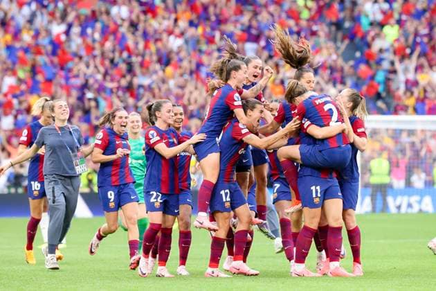 the player s of FC Barcelona, Barca celebrate after winning, UEFA Women s Champions League 2023 2024 - Final, FC Barcelona vs Olympique Lyonnais, Estadio de San Mames, May 25, 2024, Bilbao, Spain.