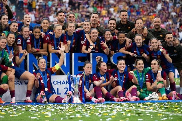 240525 Players of Barcelona celebrate after the UEFA Women s Champions League final between Barcelona and Lyon on May 25, 2024 in Bilbao. Photo: Ludvig Thunman BILDBYRAN kod LT LT0620 fotboll football soccer fotball champions league barcelona lyon dam bbeng final champions league final final 2024 jubel Copyright: LUDVIGxTHUNMAN BB240525LT159