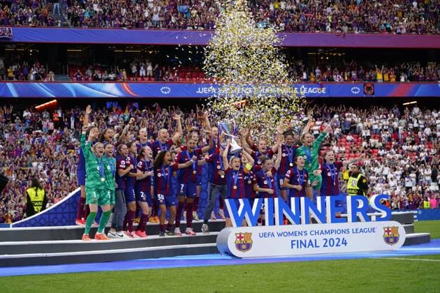 ESP: FC Barcelona, Barca v Olympique Lyonnais. UEFA Women™s Champions League. Final FC Barcelona with the Trophy during the UEFA Women™s Champions League Final match between FC Barcelona and Olympique Lyonnais played at San Mames Stadium on May 25, 2024 in Bilbao Spain. kpng Copyright: xBaguxBlancox xPRESSINPHOTOx PS_240525_509