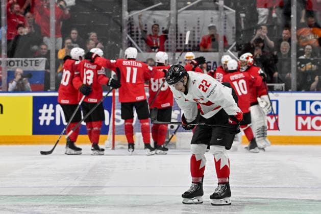 PRAGUE, CZECH REPUBLIC - MAY 25: Dylan Cozens of Canada disappointed after the loss during the 2024 IIHF Ice hockey, Eishockey World Championship, WM, Weltmeisterschaft Czechia Semifinal match between Canada and Switzerland at Prague Arena on May 25, 2024 in Prague, Czech Republic. Prague Prague Arena Czech Republic Copyright: xJustPictures.ch AndreaxBrancax jp-en-EuSpIm-AB_25052024_AAB_6437