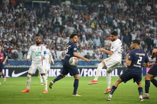 MARQUINHOS (PSG) et Mohamed Said BENRAHMA (Lyon) lors du match Olympique Lyonnais vs Paris Saint-Germain, Finale Coupe de France, Decathlon Arena stade Pierre Mauroy, le 25 mai 2024 FOOTBALL : Olympique Lyonnais vs Paris Saint-Germain - Finale Coupe de France 25 05 2024 LaurentSanson Panoramic 