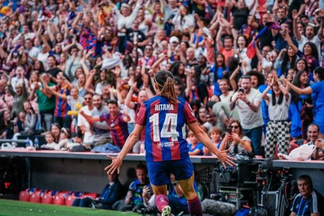 UEFA Women s Champions League 2024 Final: FC Barcelona, Barca Femeni vs. Olympique Lyonnais Feminin Aitana Bonmati scores the opening goal and celebrates during the UEFA Women s Champions League final match between FC Barcelona Femeni and Olympique Lyonnais Feminin on May 25 2024, in Bilbao, Spain Bilbao Estadio de San Mames Bilbao Spain Copyright: xAlexandraxFechetex _ADR1675