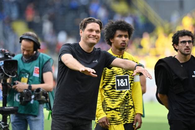 Trainer Edin Terzic (Borussia Dortmund) 18.05.2024, Fussball 1. Bundesliga, 34. Spieltag, Saison 2023 2024 Borussia Dortmund - SV Darmstadt 98 4:0 Foto: Weis TEAM2 DFL regulations prohibit any use of photographs as image sequences and or quasi-video Dortmund Signal Iduna Park Nordrhein Westfalen Deutschland *** Coach Edin Terzic Borussia Dortmund 18 05 2024, Football 1 Bundesliga, 34 Matchday, Season 2023 2024 Borussia Dortmund SV Darmstadt 98 4 0 Foto Weis TEAM2 DFL regulations prohibit any use of photographs as image sequences and or quasi video Dortmund Signal Iduna Park Nordrhein Westfalen Germany Team2