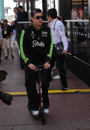 Formel 1 Grand Prix Monaco 2024 26.05.2024, Circuit de Monaco, Monte Carlo, Formel 1 Grand Prix Monaco 2024 ,im Bild Zhou Guanyu (CHN), Stake F1 Team Kick Sauber