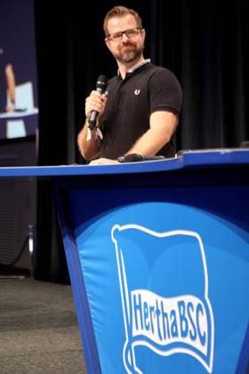 DEU, DFL, 2. FBL, Hertha BSC , Mitgliederversammlung, 26.05.2024, CityCube, Berlin, DEU, DFL, 2. FBL, Hertha BSC , Mitgliederversammlung, im Bild Fabian Drescher (Hertha BSC,Vize-Praesident), DFL - regulations prohibit any use of Photographs as image sequences and or quasi-video Foto: Juergen Engler nordphoto GmbH