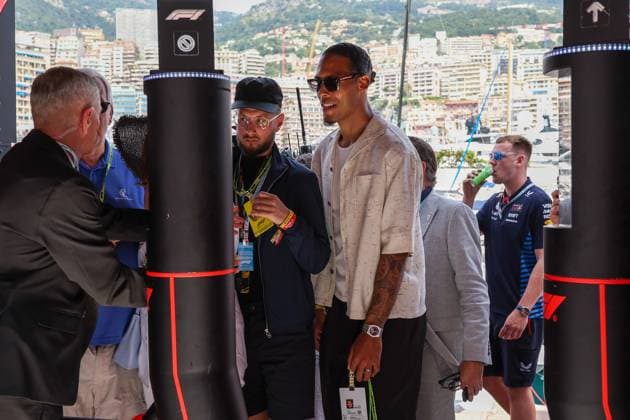 Fussballer Virgil van Dijk FC Liverpool, Rennen, Grosser Preis von Monaco, Motorsport, Herren, Formel 1, 26.05.2024 Monte Carlo Monaco MCO