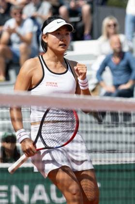 (240526) -- PARIS, May 26, 2024 -- Wang Yafan of China reacts during the women s singles first round match between Wang Yafan of China and Maria Timofeeva of Russia at the French Open tennis tournament at Roland Garros, Paris, France, May 26, 2024. ) (SP)FRANCE-PARIS-TENNIS-FRENCH OPEN-WOMEN S SINGLES MengxDingbo 