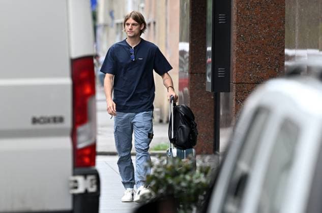 Euro 2024, Nationalteam Kroatien, Ankunft in Zagreb Croatia Football national team, Nationalteam Croatia s player Borna Sosa arrive in Hotel Sheration in Zagreb, Croatia, on May 26, 2024. ahead of the UEFA EURO, EM, Europameisterschaft,Fussball 2024. MarkoxLukunic PIXSELL