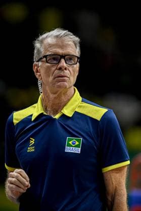 Volleyball, Nations League, Brasilien - Italien Liga das Nações Brasil X Itália RIO DE JANEIRO, RJ - 26.05.2024: LIGA DAS NAÇÕES BRASIL X ITÁLIA - Bernardinho during Brazil (Photo: Pedro Teixeira Fotoarena) x2544516x  PedroxTeixeira