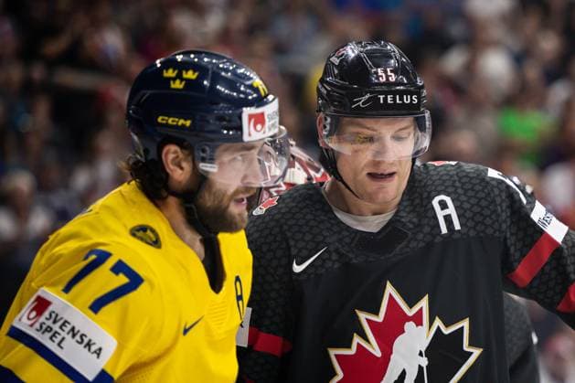 240526 Victor Hedman of Sweden and Colton Parayko of Canada during the 2024 IIHF Ice hockey, Eishockey World Championship, WM, Weltmeisterschaft bronze medal game between Sweden and Canada on May 26, 2024 in Prague. Photo: Maxim ThorÃ BILDBYRAN kod MT MT0605 ishockey ice hockey ishockey-vm sweden canada 2024 iihf ice hockey world championship bbeng bronsmatch Sverige Kanada Copyright: MAXIMxTHORE BB240526MT032