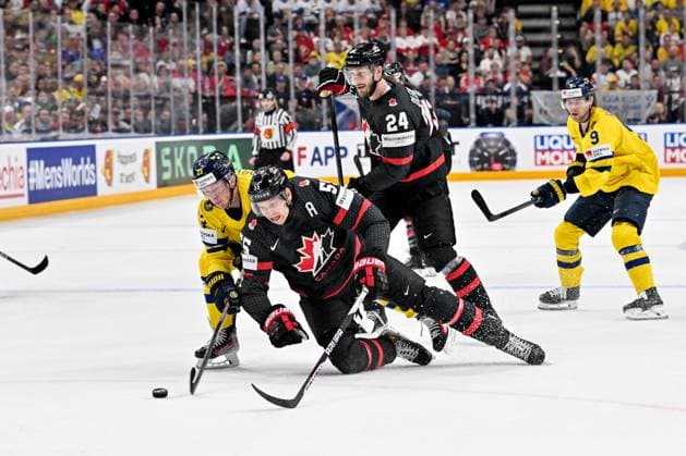 PRAGUE, CZECH REPUBLIC - MAY 26: Colton Parayko of Canada and Lucas Raymond of Sweden battle for the puck during 2024 IIHF Ice hockey, Eishockey World Championship, WM, Weltmeisterschaft Czechia Third Place Match between Sweden and Canada at Prague Arena on May 26, 2024 in Prague, Czech Republic. Prague Prague Arena Czech Republic Copyright: xJustPictures.ch AndreaxBrancax jp-en-EuSpIm-AB_26052024_AAB_7614