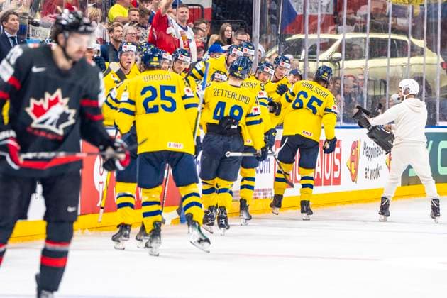 PRAGUE, CZECH REPUBLIC - MAY 26: Erik Karlsson of Sweden celebrates his goal during 2024 IIHF Ice hockey, Eishockey World Championship, WM, Weltmeisterschaft Czechia Third Place Match between Sweden and Canada at Prague Arena on May 26, 2024 in Prague, Czech Republic. Prague Prague Arena Czech Republic Copyright: xJustPictures.ch JarixPestelaccix jp-en-EuSpIm-JP4_JAR_Sweden_Canada_26May_2024179