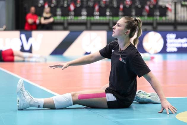 VOLLEYBALL - CEV Golden League, AUT vs UKR SCHWECHAT,AUSTRIA,26.MAY.24 - VOLLEYBALL - CEV European Golden League, ladies, Austria vs Ukraine. Image shows Eva Stabentheiner (AUT) during warm-up.  GEPAxpictures xArminxRauthner