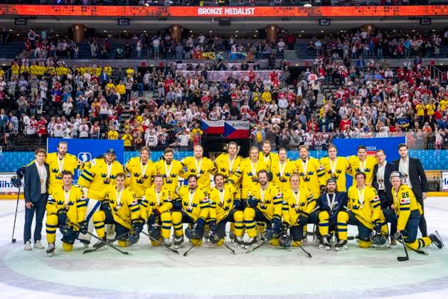 PRAGUE, CZECH REPUBLIC - MAY 26: Sweden win the Bronze Medal 2024 IIHF Ice hockey, Eishockey World Championship, WM, Weltmeisterschaft Czechia Third Place Match between Sweden and Canada at Prague Arena on May 26, 2024 in Prague, Czech Republic. Prague Prague Arena Czech Republic Copyright: xJustPictures.ch JarixPestelaccix jp-en-EuSpIm-JP4_JAR_Sweden_Canada_26May_2024231