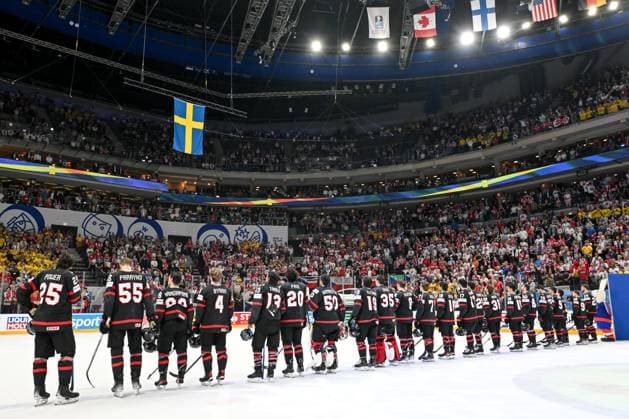 PRAGUE, CZECH REPUBLIC - MAY 26: Swedish flag being raised during 2024 IIHF Ice hockey, Eishockey World Championship, WM, Weltmeisterschaft Czechia Third Place Match between Sweden and Canada at Prague Arena on May 26, 2024 in Prague, Czech Republic. Prague Prague Arena Czech Republic Copyright: xJustPictures.ch AndreaxBrancax jp-en-EuSpIm-AB_26052024_DSC_8698