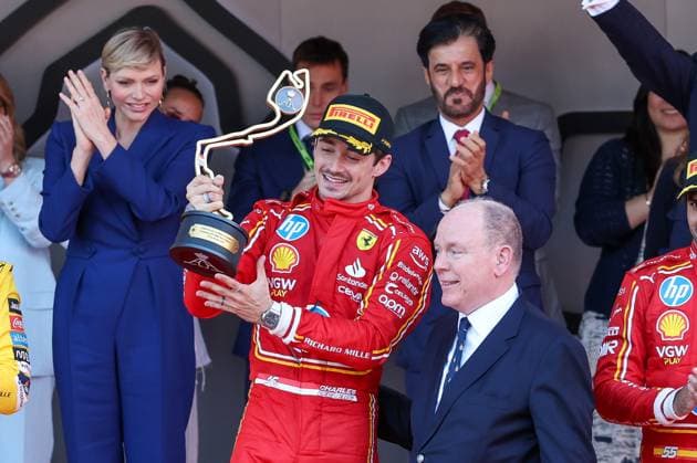 Winner Charles Leclerc (Scuderia Ferrari HP), Fuerst von Monaco Albert II, Rennen, Grosser Preis von Monaco, Motorsport, Herren, Formel 1, 26.05.2024 Monte Carlo Monaco MCO