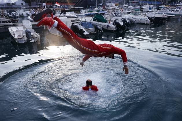 Bilder des Jahres 2024, Sport 05 Mai Sport Themen der Woche KW21 Sport Bilder des Tages F1 Grand Prix Of Monaco 2024 Charles Leclerc of Ferrari and Frederic Vasseur celebrate after Grand Prix of Monaco at Circuit de Monaco in Monaco on May 26, 2023. Monaco Monaco  Copyright: xJakubxPorzyckix originalFilename:porzycki-f1grandp240526_npLNE.jpg