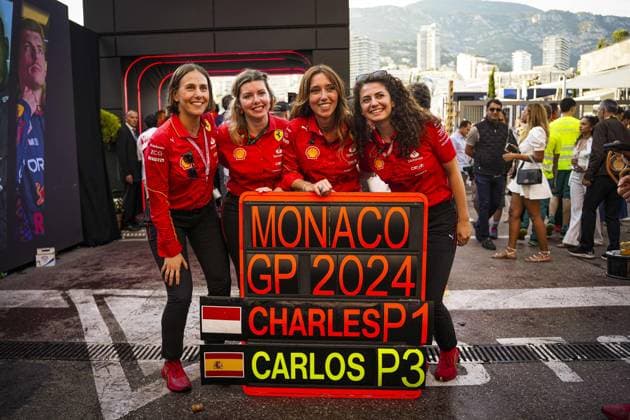 Scuderia Ferrari, team celebration, girls victory during the Formula 1 Grand Prix de Monaco 2024, 8th round of the 2024 Formula One World Championship, WM, Weltmeisterschaft from May 23 to 26, 2024 on the Circuit de Monaco, in Monaco - F1 - MONACO GRAND PRIX 2024 DPPI Panoramic  240526_R08_MONACO_DP_DSC00801
