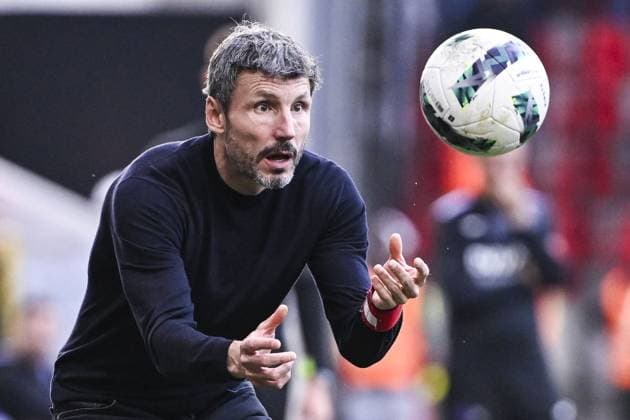 Antwerp s head coach Mark van Bommel pictured during a soccer match between Royal Antwerp FC and RSC Anderlecht, Sunday 26 May 2024 in Antwerp, on the last day (10 out of 10) of the Champions Play-offs of the 2023-2024 Jupiler Pro League first division of the Belgian championship. On the final day of the Belgian competition three teams still can become champions. TOM GOYVAERTS TomxGoyvaerts  x93429089x