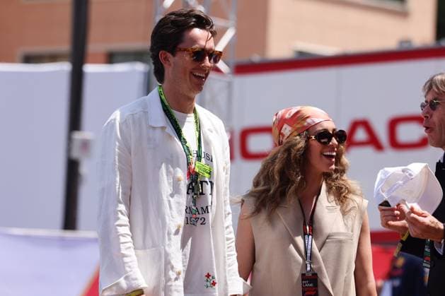 Scotty James (Snowboarder), Chloe Stroll (Saengerin), MCO, Monaco, Formel 1 Weltmeisterschaft, Monaco Grand Prix, 26.05.2024 MCO, Formel 1 Weltmeisterschaft, Monaco Grand Prix, 26.05.2024 Monaco Copyright: xEibner-Pressefoto AnnikaxGrafx EP_AGF
