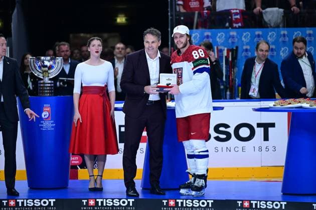 Bilder des Jahres 2024, Sport 05 Mai Sport Themen der Woche KW21 PRAG, TJECKIEN 20240526 Tjeckiens matchhjälte 88 David Pastrnak utsags till bäste spelare i söndagens final mellan Schweiz och Tjeckien under ishockey-VM i Prag, Tjeckien. *** Bilden ingar i SPORTPAKETET. För övriga BETALBILD *** PRAG TJECKIEN x9200x *** PRAGUE, CZECH REPUBLIC 20240526 Czech Republics hero of the match 88 David Pastrnak was named best player in Sundays final between Switzerland and the Czech Republic during the Ice Hockey World Championship in Prague, Czech Republic Picture included in the SPORT PACKAGE For others PAY PICTURE PRAGUE CZECH REPUBLIC x9200x  Copyright: xBjörnxLarssonxRosvall TTx ISHOCKEY-VM FINAL SCHWEIZ-TJECKIEN