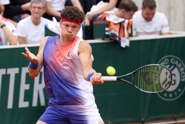 ROLAND GARROS 2024 PHOTOPQR LE PARISIEN Olivier Lejeune ; PARIS ; 27 05 2024 ; ROLAND GARROS 2024 OH O LEJEUNE 27052024 COURT 14 BEN SHELTON HUGO GASTON May 27th 2024 Roland Garros french open