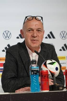 DFB-Präsident Bernd Neuendorf - Blankenhain 27.05.2024: Trainingslager der Deutschen Nationalmannschaft zur EM-Vorbereitung, Golf Resort Weimarer Land