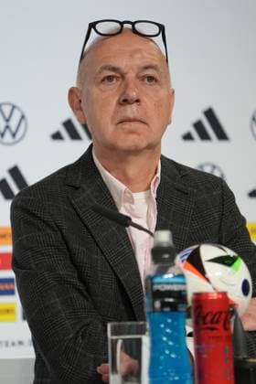 DFB-Präsident Bernd Neuendorf - Blankenhain 27.05.2024: Trainingslager der Deutschen Nationalmannschaft zur EM-Vorbereitung, Golf Resort Weimarer Land