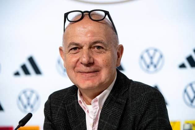 Bernd Neuendorf (DFB Praesident), GER, Pressekonferenz DFB Fussball Herren Nationalmannschaft Deutschland, Trainingslager Blankenhain, UEFA Fussball Europameisterschaft 2024, 27.05.2024 DFB regulations prohibit any use of photographs as image sequences and or quasi-video GER, Pressekonferenz DFB Fussball Herren Nationalmannschaft Deutschland, Trainingslager Blankenhain, UEFA Fussball Europameisterschaft 2024, 27.05.2024 Blankenhain Copyright: xEibner-Pressefoto Memmlerx EP_MMR