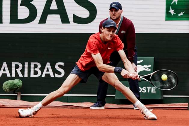 TENNIS - French Open 2024 PARIS,FRANCE,27.MAY.24 - TENNIS - ATP, Tennis Herren World Tour, French Open, Roland Garros, Grand Slam. Image shows Jannik Sinner (ITA).  GEPAxpictures xPatrickxSteiner