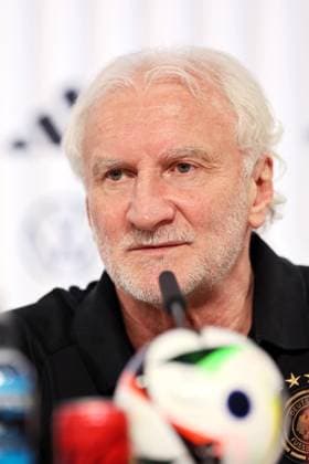 DFB - Pressekonferenz Nationalmannschaft Blankenhain, 27.05.2024, Medienzentrum im Blankenhainer Schloss , Thüringen-Trainingslager der deutschen Fußball-Nationalmannschaft vor der UEFA EURO, EM, Europameisterschaft,Fussball 2024 , Pressekonferenz. Im Bild: Rudi Völler Voeller (Direktor DFB A-Auswahl) ,