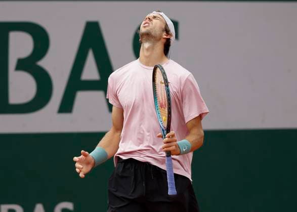 Henri Squire (GER) reagiert veraergert, Aerger, enttaeuscht, Enttaeuschung, Emotion Tennis - French Open 2024 - Roland Garros - Paris - - France - 27 May 2024. Copyright: xJuergenxHasenkopfx