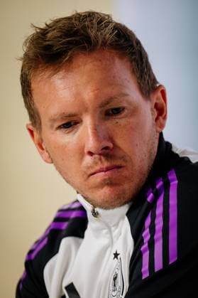 Blankenhain , 270524 , EM-Trainingscamp , Blankenhain erwartet DFB-Elf , Pressekonferenz Im Bild: Pressekonferenz im Blankenhainer Schloss mit Nationaltrainer Julian Nagelsmann