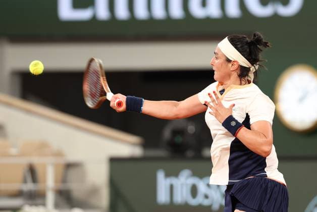 ROLAND GARROS 2024 Thierry Larret Maxppp. Tennis. Roland Garros 2024. Internationaux de France de tennis. Stade Roland Garros, Paris (75). Le 27 mai 2024. Court Philippe Chatrier : Sachia VICKERY (USA) vs Ons JABEUR (TUN) PARIS (75) STADE ROLAND GARROS PARIS ILE DE FRANCE FRANCE  Copyright: xThierryxLarret MAXPPPxThierryxLarretx TL_20240527_0200 0481698181st