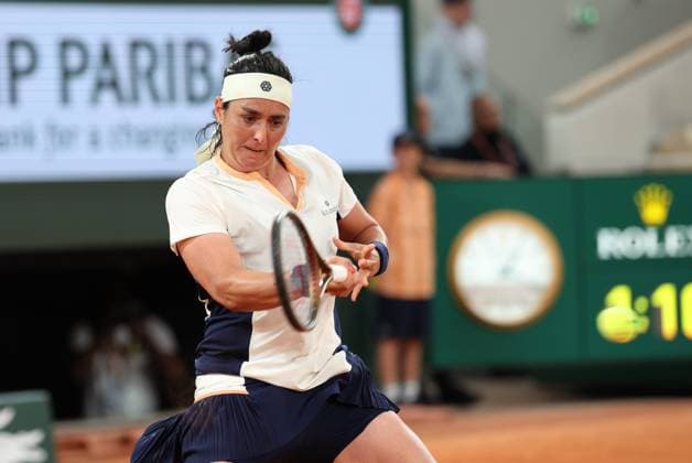 ROLAND GARROS 2024 Thierry Larret Maxppp. Tennis. Roland Garros 2024. Internationaux de France de tennis. Stade Roland Garros, Paris (75). Le 27 mai 2024. Court Philippe Chatrier : Sachia VICKERY (USA) vs Ons JABEUR (TUN) PARIS (75) STADE ROLAND GARROS PARIS ILE DE FRANCE FRANCE  Copyright: xThierryxLarret MAXPPPxThierryxLarretx TL_20240527_0205 0481698217st