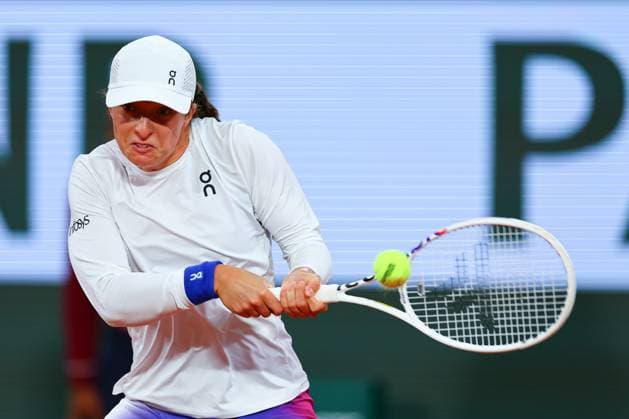 2024.05.27 Paryz Tenis French Open Roland Garros 2024 Iga Swiatek - Leolia Jeanjean N Z Iga Swiatek Foto Pawel Andrachiewicz PressFocus 2024.05.27 Paris Tennis French Open Roland Garros 2024 Iga Swiatek - Leolia Jeanjean Iga Swiatek Photo Pawel Andrachiewicz PressFocus NEWSPIX.PL --- Newspix.pl  20240527_PF_PA271