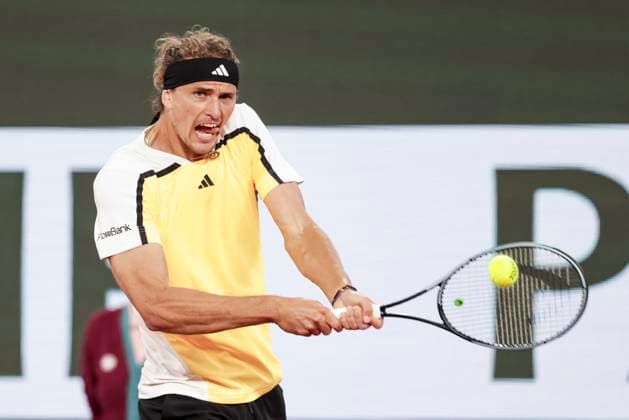 TENNIS - French Open 2024 PARIS,FRANCE,27.MAY.24 - TENNIS - ATP, Tennis Herren World Tour, French Open, Roland Garros, Grand Slam. Image shows Alexander Zverev (GER).  GEPAxpictures xPatrickxSteiner