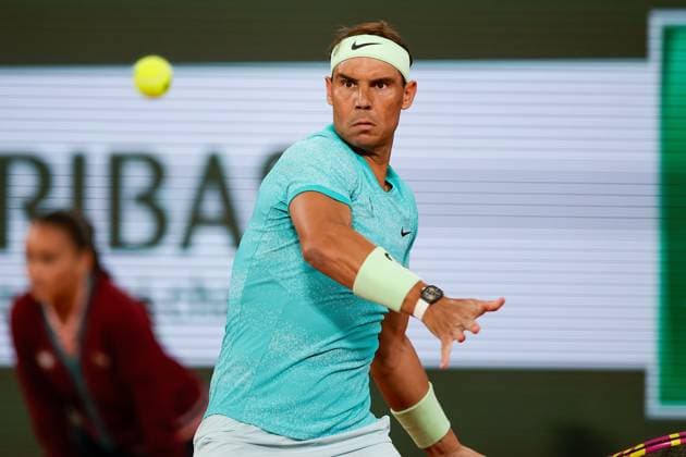27.05.2024 Tennis, French Open 2024 Roland-Garros, FRA, Men™s Singles Court Philippe-Chatrier - FIRST ROUND Alexander Zverev (Germany) - Rafael Nadal (Spain) Bild: v. li. Rafael Nadal (Spain) spielt eine Vorhand. Copyright: HMBxMedia AntonioxBorga