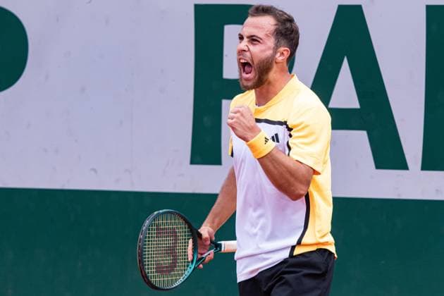 Hugo Gaston (FRA) TENNIS : Roland Garros 2024 - Paris - 27 05 2024 BaptisteAutissier Panoramic 