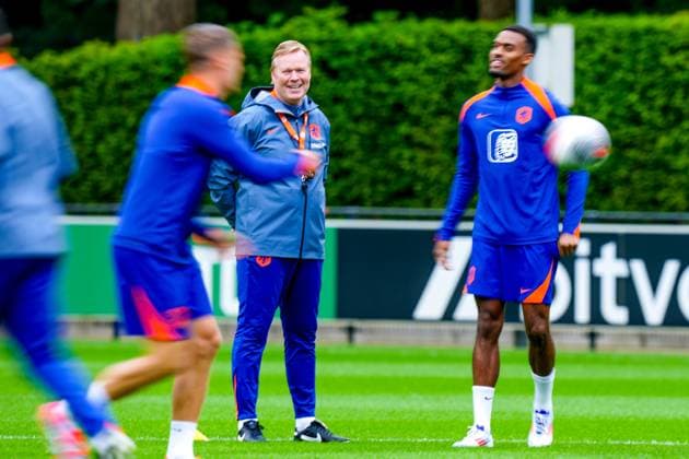 ZEIST, 27-05-2024, KNVB Campus, International football, season 2023 2024 , First training of the Dutch National Football Team in preparation for EURO 2024 , Netherlands coach Ronald Koeman during the training Training Netherlands 27-05-2024  x25362091x Copyright: