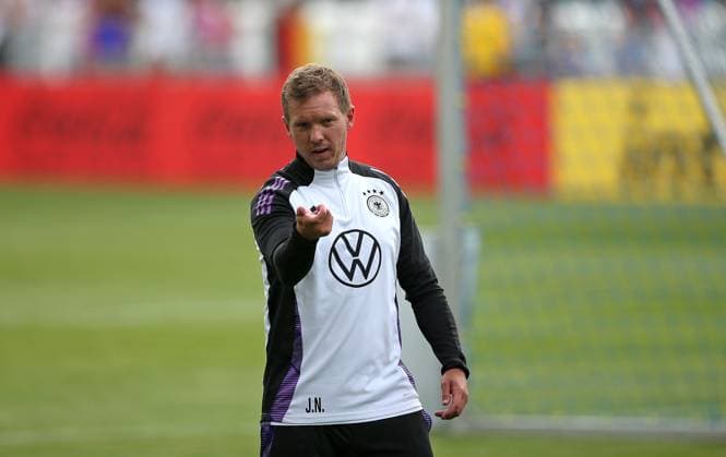27.05.2024, Fussball, Europameisterschaft 2024, Vorbereitungstrainingslager der Deutschen Nationalmannschaft in Blankeinhain (Thüringen). Öffentliches Training in der ad hoc Arena im Ernst-Abbe-Sportfeld Jena. Bundestrainer Julian Nagelsmann (Deutschland)