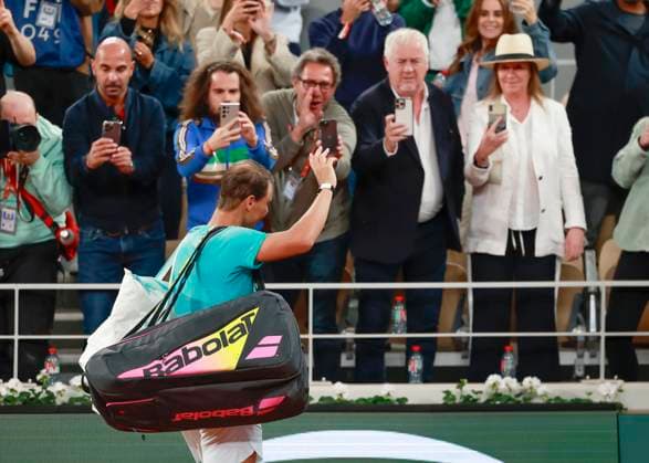 Rafael Nadal (ESP) verlaesst den Platz nach seiner Nierderlage, Emotion Tennis - French Open 2024 - Roland Garros - Paris - - France - 27 May 2024. Copyright: xJuergenxHasenkopfx