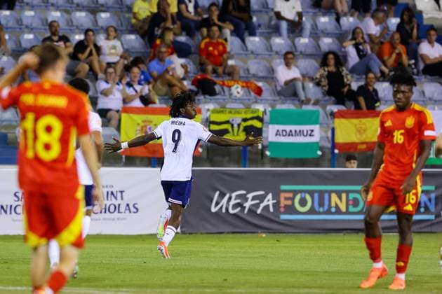 Larnaca, Cyprus, May 27th 2024: Shumaira Mheuka (9 England) celebrates after scoring a goal during the UEFA European Under-17 Championship match between England and Spain at Antonis Papadopoulos Stadium, in Larnaca, Cyprus. (Chara Savvidou SPP) Copyright: xCharaxSavvidoux xSPPx spp-en-ChSaSp-CHA_9781