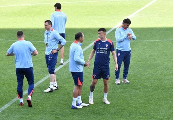 Croatia, Rijeka, 270524. Stadium Rujevica. Training of the Croatian national football team. In the photo: Ivan Perisic, Zlatko Dalic. Photo: Damir Skomrlj CROPIX Copyright: xxDamirxSkomrljx trening_reprezentacija10-270524