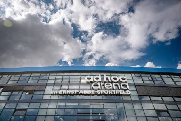 Jena , 270524 , 15.000 Fans feiern das DFB-Team beim öffentlichen Training in Jena Im Bild: ad hoc arena im Ernst-Abbe-Sportfeld