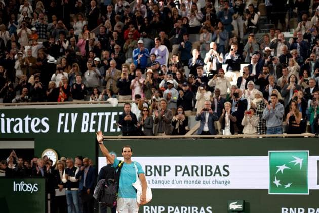 (240528) -- PARIS, May 28, 2024 -- Rafael Nadal of Spain greets the audience after the men s singles 1st round match against Alexander Zverev of Germany at the French Open tennis tournament at Roland Garros, Paris, France, May 27, 2024. ) (SP)FRANCE-PARIS-TENNIS-FRENCH OPEN-MEN S SINGLES MengxDingbo 