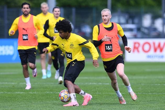 Fußball 1. Bundesliga Training Borussia Dortmund am 28.05.2024 auf dem Trainingsgelände Hohenbuschei in Dortmund Karim Adeyemi ( Dortmund ), links - Marco Reus ( Dortmund ), rechts
