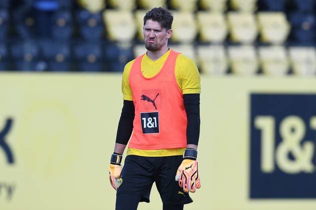 Fußball 1. Bundesliga Training Borussia Dortmund am 28.05.2024 auf dem Trainingsgelände Hohenbuschei in Dortmund Gregor Kobel ( Dortmund )