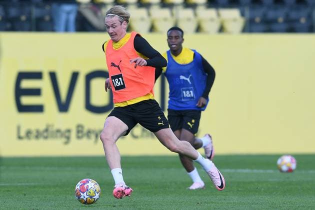 Fußball 1. Bundesliga Training Borussia Dortmund am 28.05.2024 auf dem Trainingsgelände Hohenbuschei in Dortmund Julian Brandt ( Dortmund )